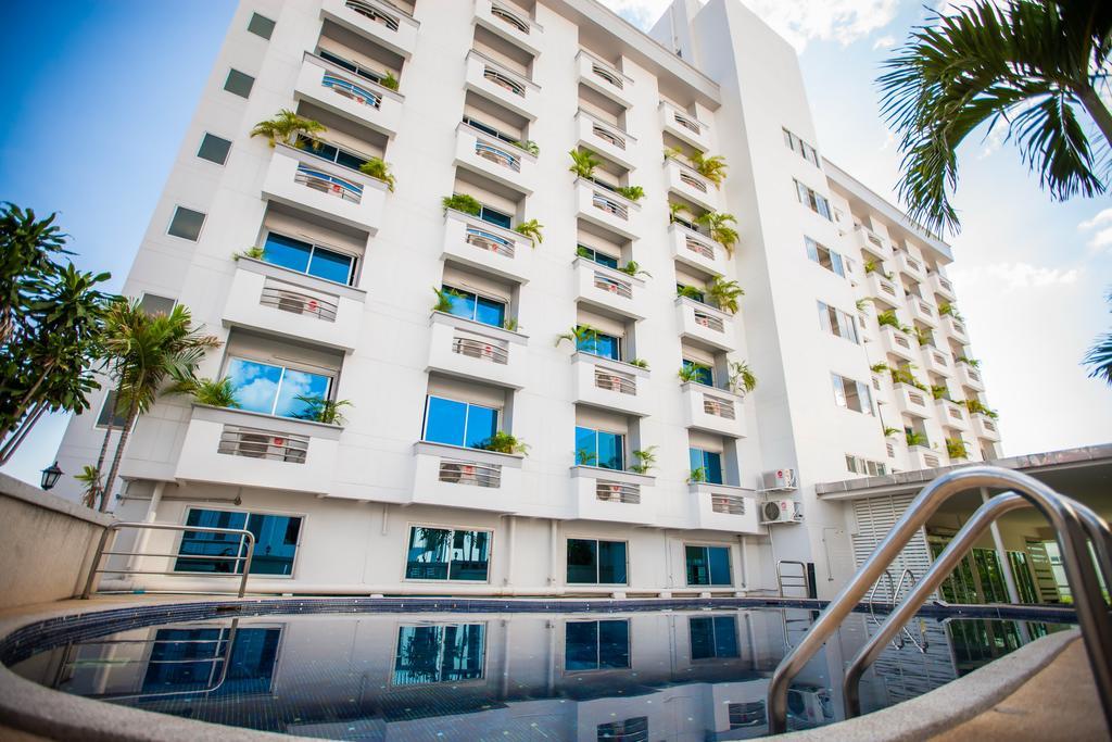 Golden City Rayong Hotel Dış mekan fotoğraf
